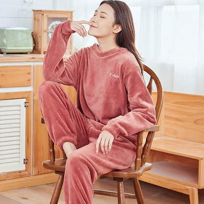 睡衣女秋冬季法兰绒套装暖暖珊瑚绒家居服冬天2022年新款加绒加厚